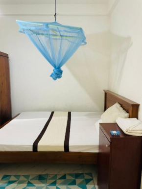 Isuru Tourist Hostel